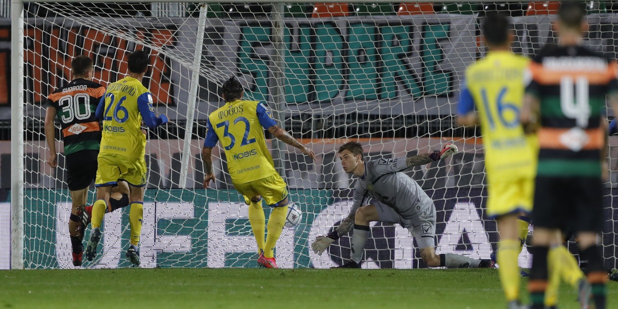 Serie B playoff: Venezia-Chievo 3-2 dopo 120'. Ora il Lecce Serie B playoff: Venezia-Chievo 3-2 dopo 120'. Ora il Lecce
