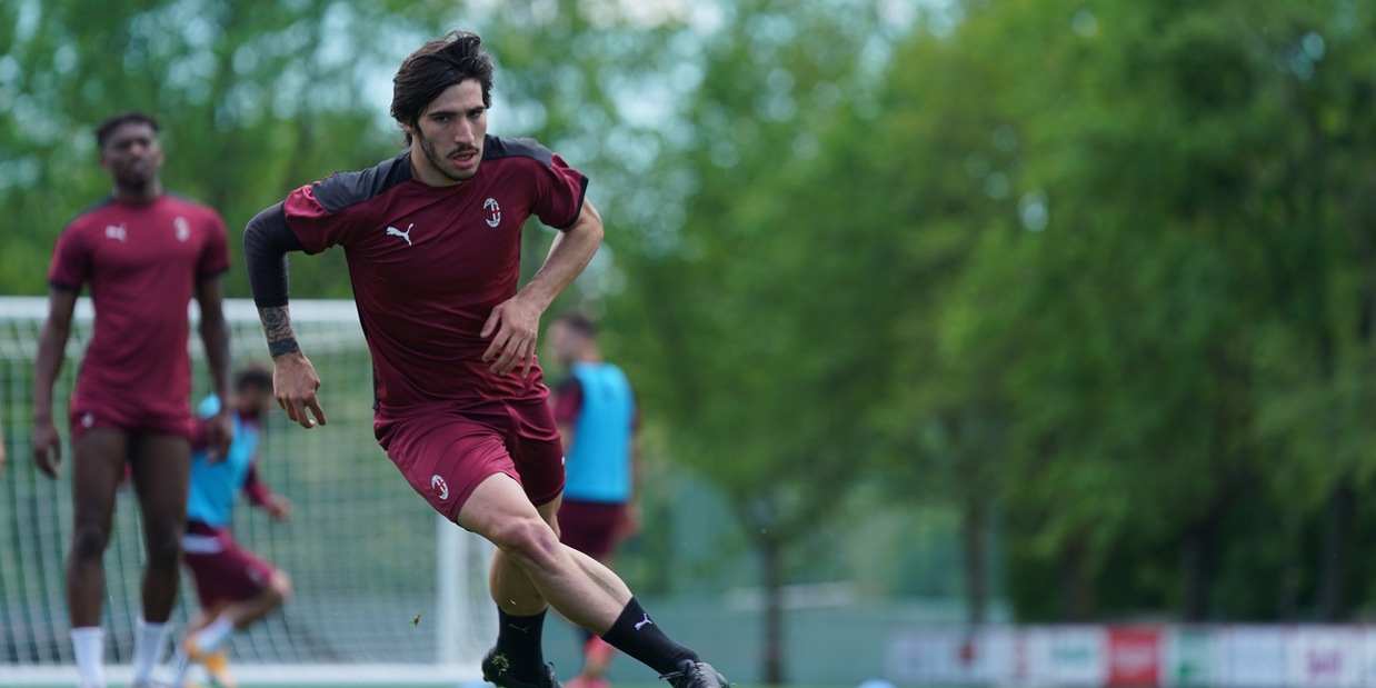 Milan, Tonali guida l'esercito degli incerti