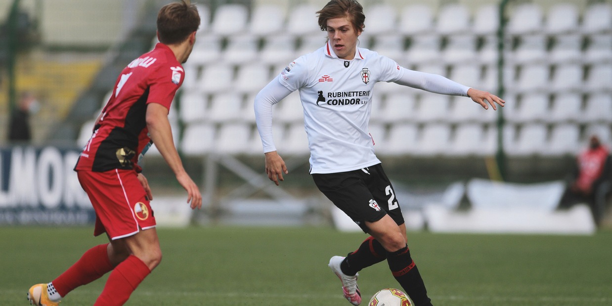 Calciomercato Serie C, Cesena: Nannelli firma fino al 2024 Calciomercato Serie C, Cesena: Nannelli firma fino al 2024