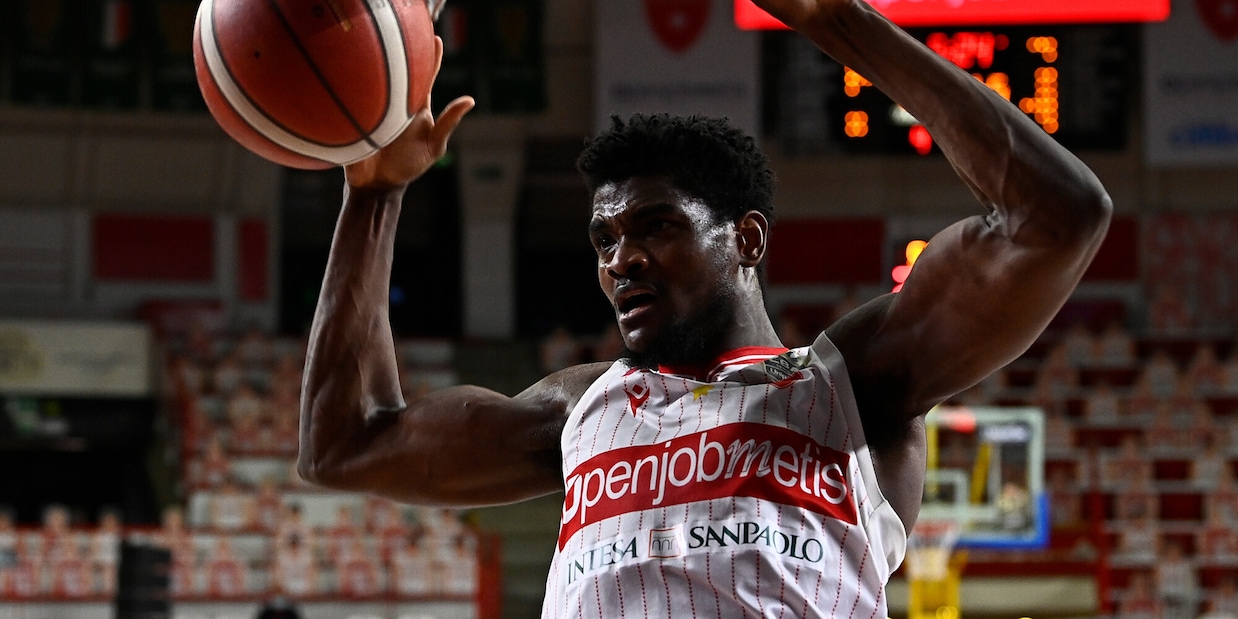 Varese, Egbunu rinnova: "Sono davvero felice"