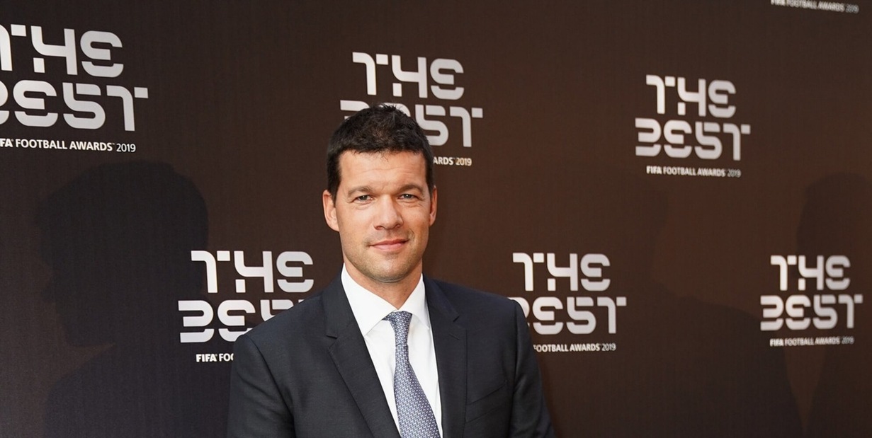 Ballack, morto il figlio di 18 anni. Drammatico incidente con il quad Ballack, morto il figlio di 18 anni. Drammatico incidente con il quad