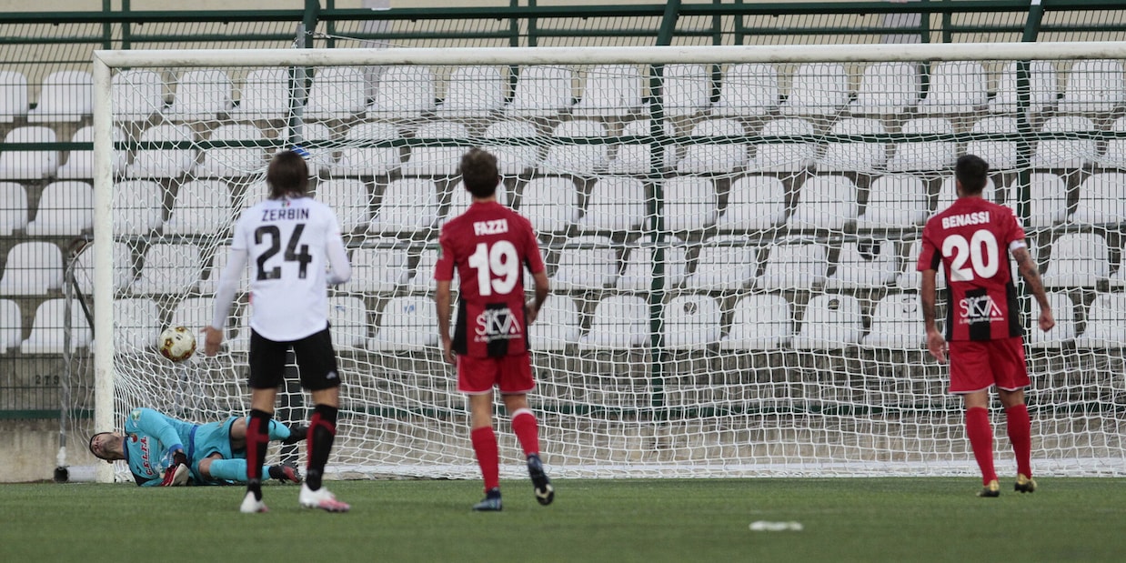 Calciomercato Serie C, Lucchese: ecco Visconti e Bachini