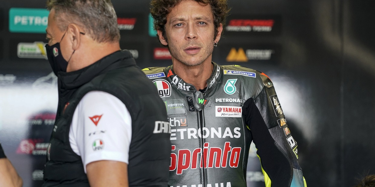 MotoGp, Valentino Rossi: "Felicissimo per Bagnaia"