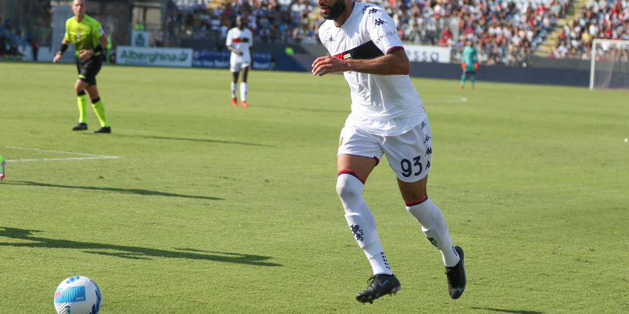 Genoa, lesione di primo grado per Fares