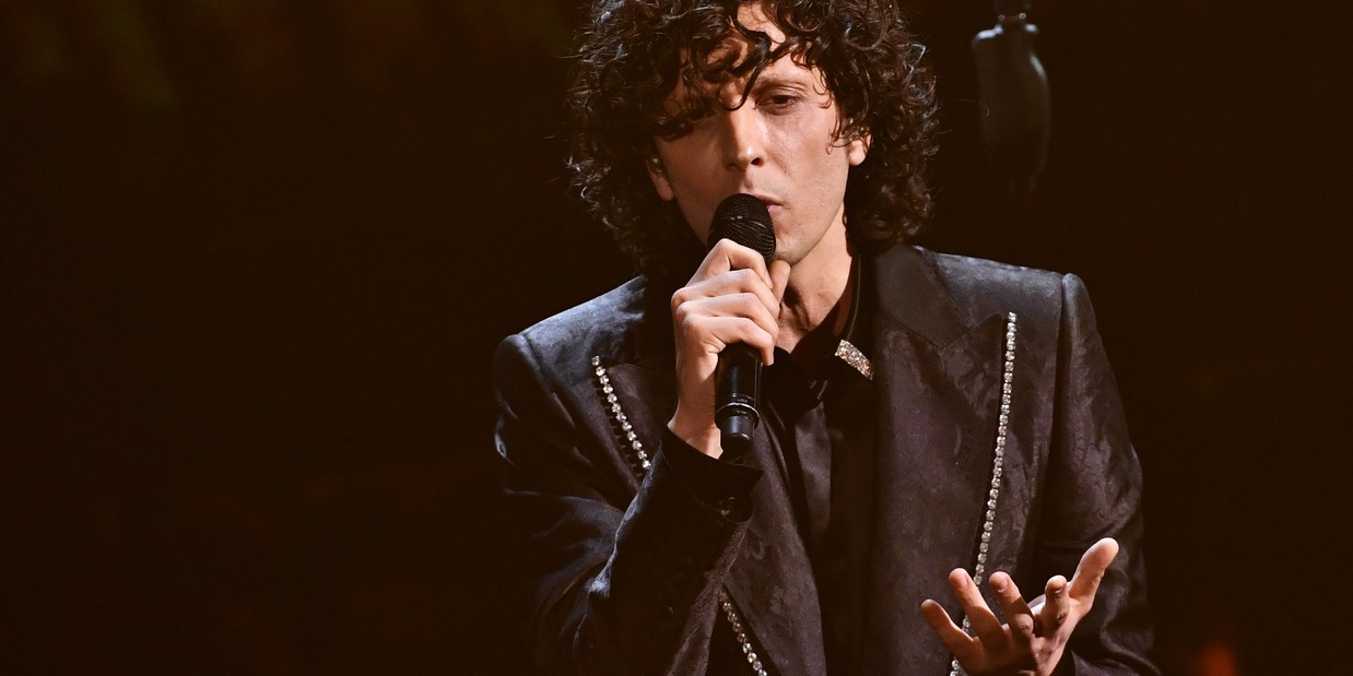 Ermal Meta furioso dopo il comizio affollatissimo di Conte