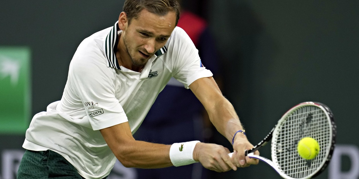 Indian Wells: avanti Medvedev e Hurkacz, fuori Rublev