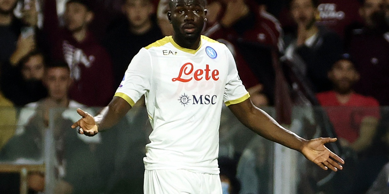 La maglia di Koulibaly in Salernitana-Napoli finisce in beneficenza