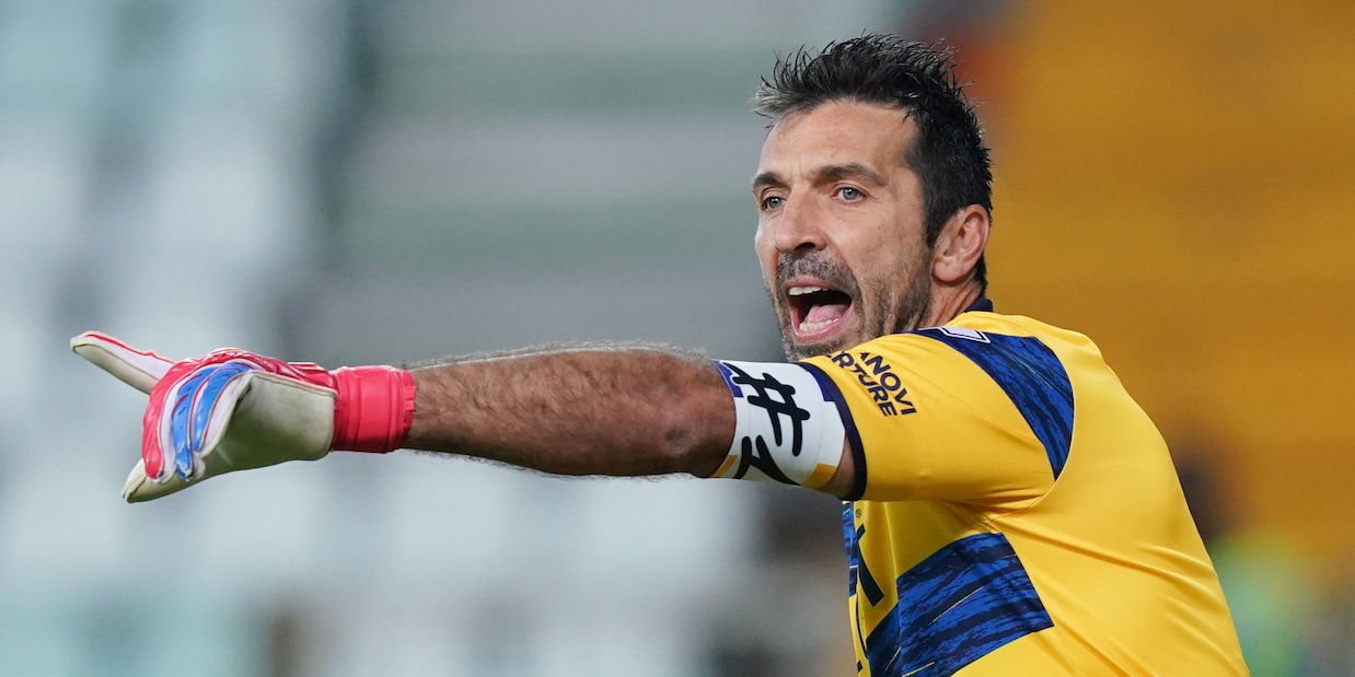 Buffon, post per Donnarumma: "Grande Gigione, continua così"