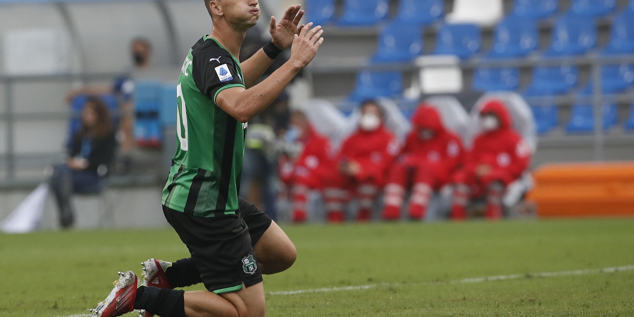 Sassuolo, Lazio nel mirino: Djuricic a parte