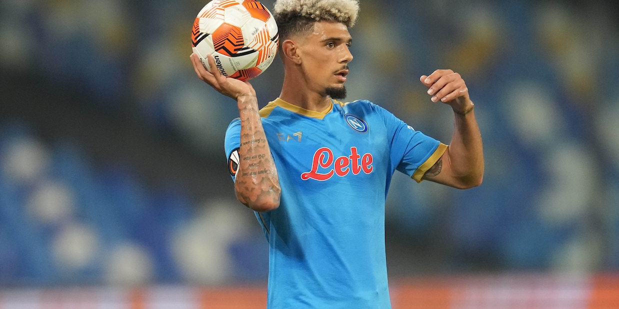 Napoli, Malcuit positivo al Covid: Spalletti nei guai per la Juve