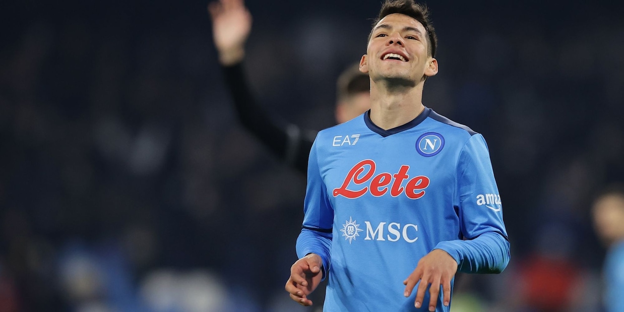 Lozano positivo al Covid: il Napoli nei guai, otto assenti con la Juve
