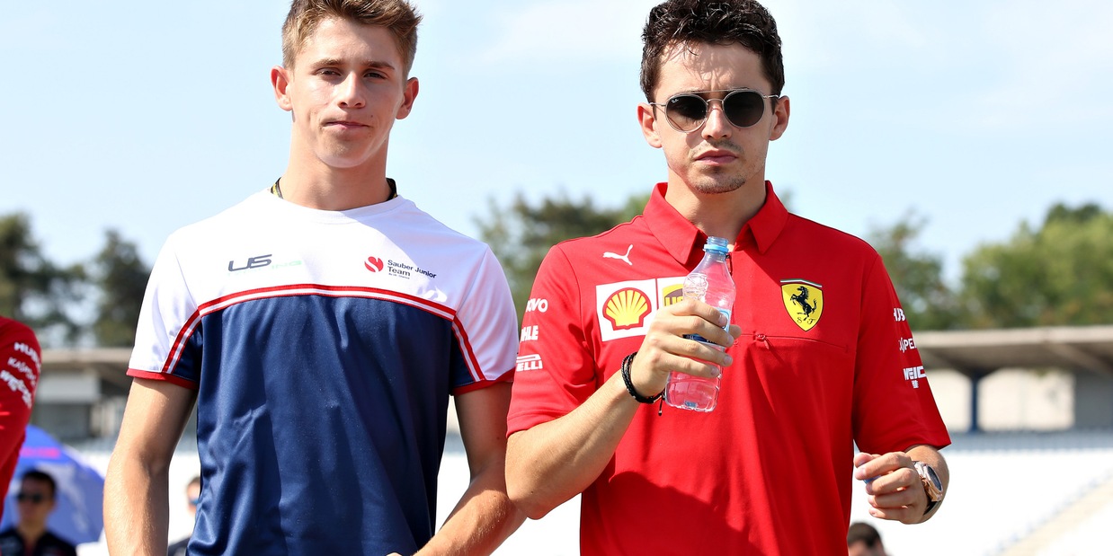 F1, Leclerc: "Sempre al fianco di mio fratello, ma in gara se la vede lui"