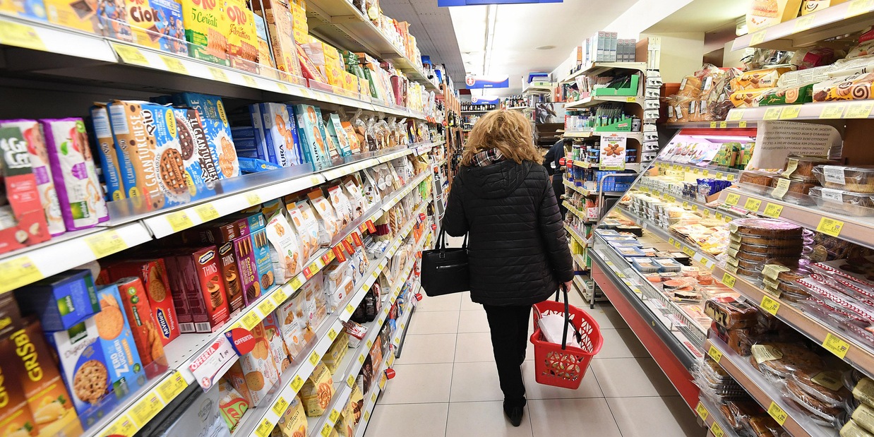 Dpcm, cosa si può comprare al supermercato? La precisazione del Governo