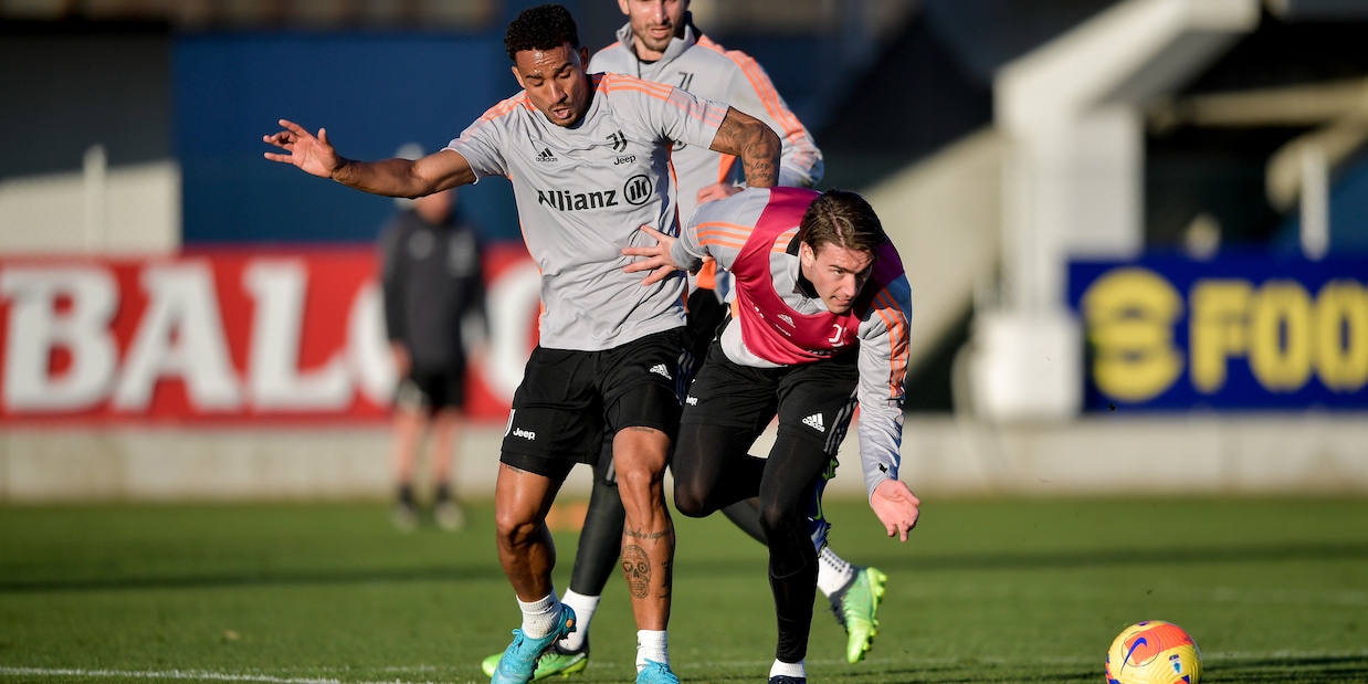 Juve, doppia seduta di allenamento: out Bernardeschi e Bonucci