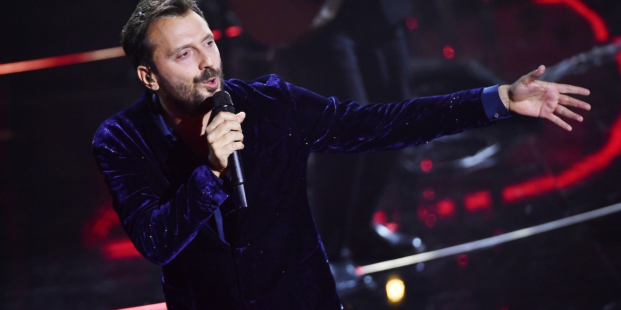 Sanremo 2022, debutto con standing ovation per Cesare Cremonini