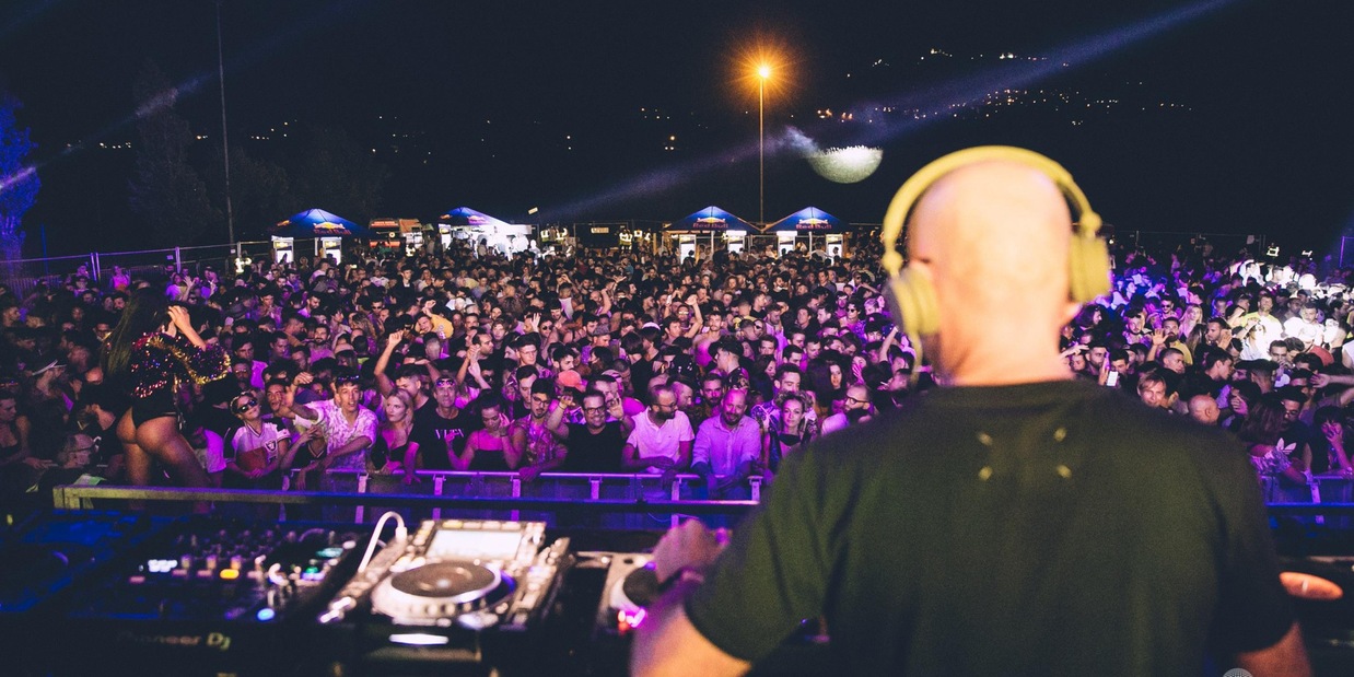 Covid, possibile riapertura discoteche l’11 febbraio