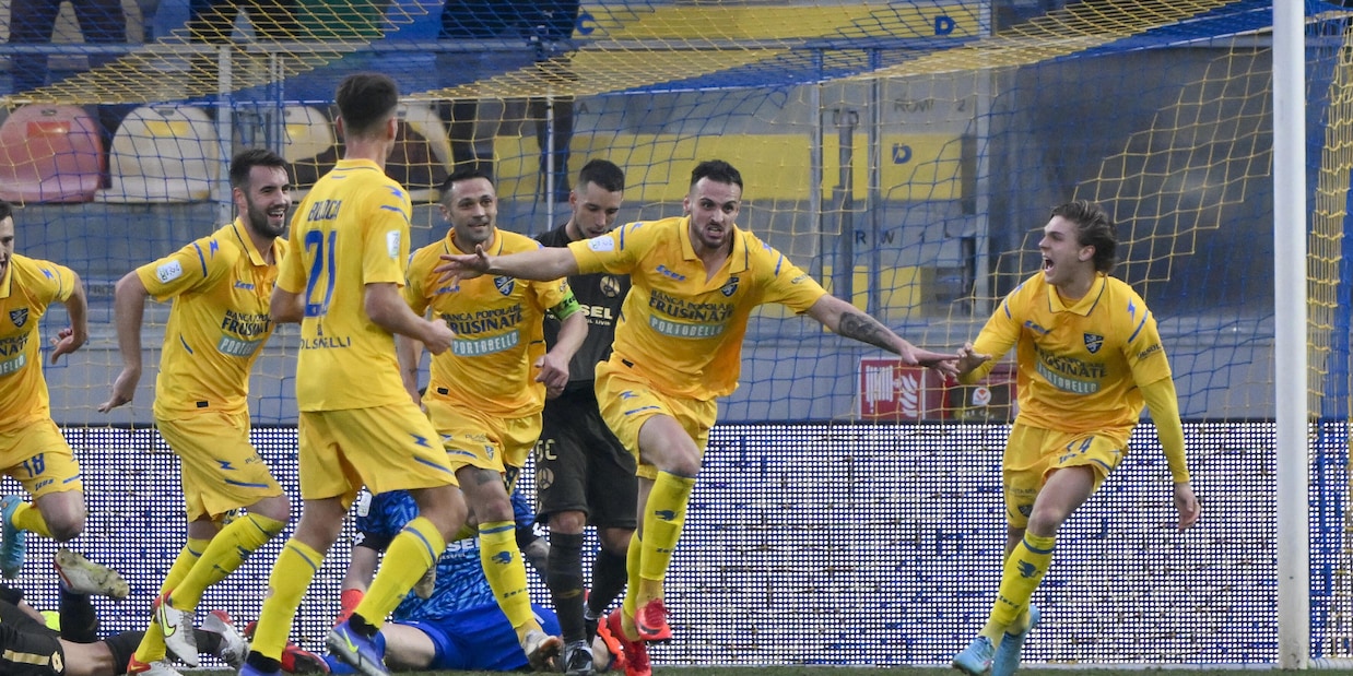 Serie B, Frosinone-Vicenza 2-0: in rete lo juventino Gatti