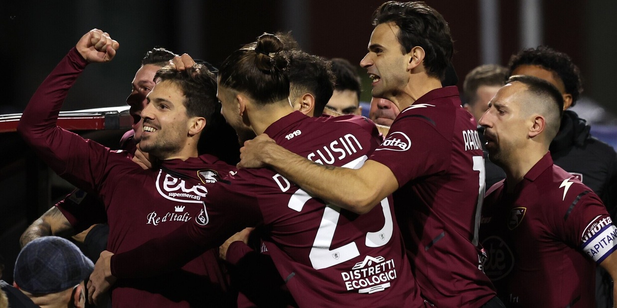 Salernitana-Spezia 2-2: Verdi, doppietta pazzesca su punizione ma non basta