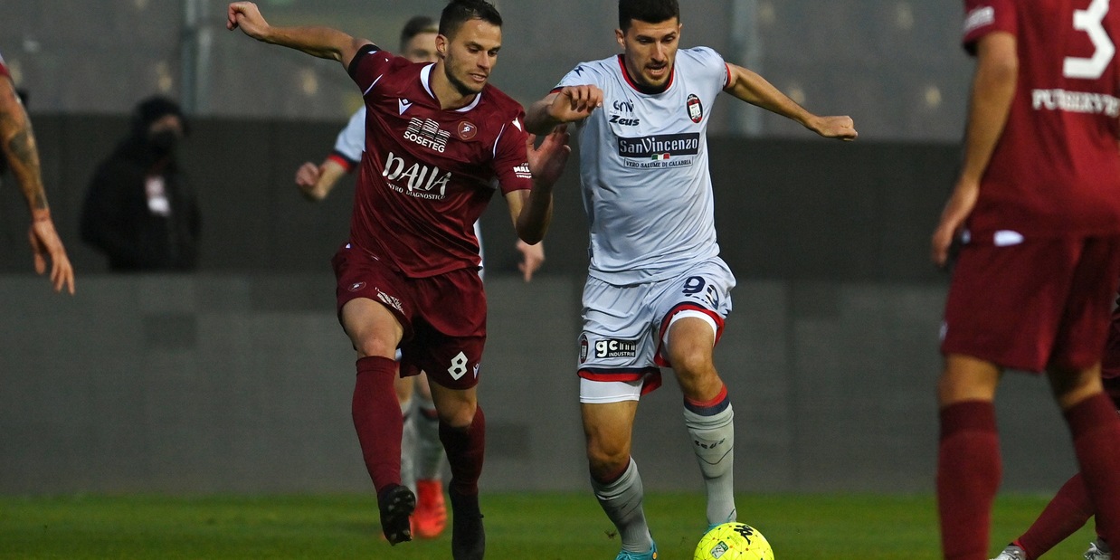 Crotone-Brescia, le “Rondinelle” e l’1 a metà gara… disperso