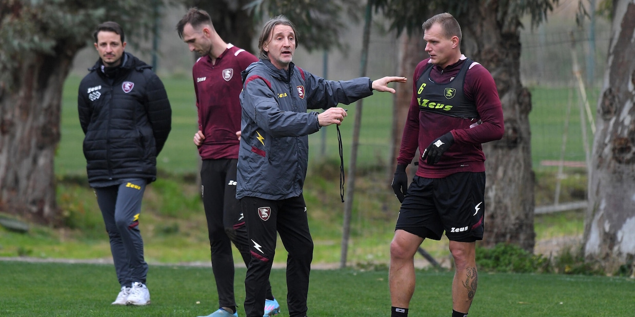 Salernitana, primo allenamento per Nicola: Schiavone out