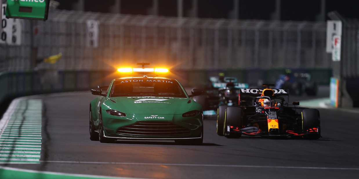 F1, cambia procedura rientro safety car