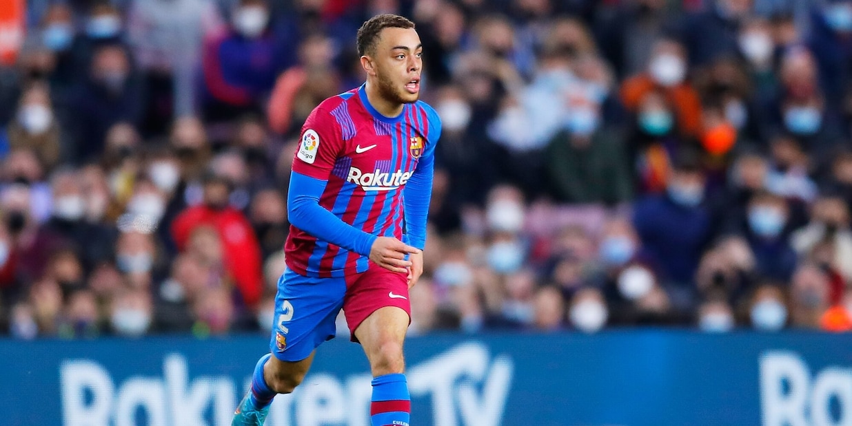 Roma, occhi su Dest del Barcellona: ecco chi è l’esterno americano