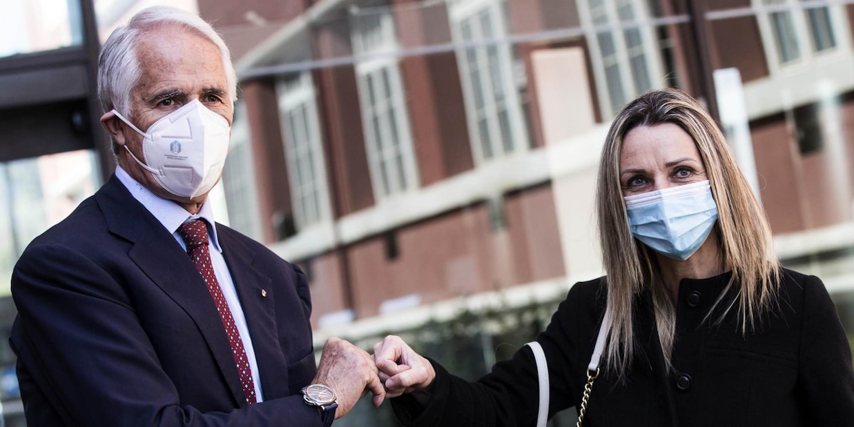 Striscione Verona, Malagò e Vezzali: "Senza parole"