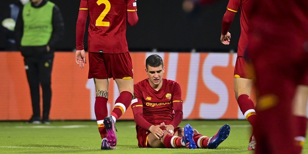 Roma in ansia per l'infortunio di Mancini al ginocchio. La situazione