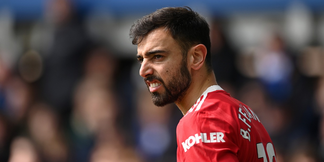 Manchester United, incidente stradale per Bruno Fernandes