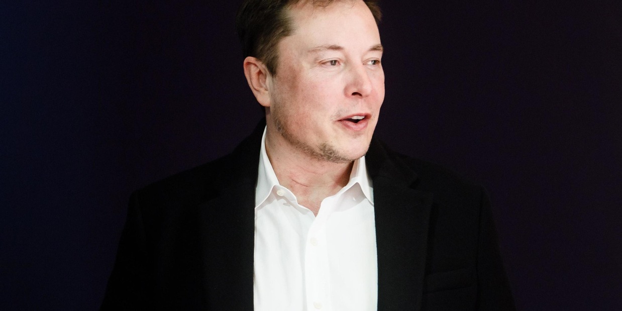 Elon Musk vuole comprare Coca-Cola: "Per rimettere la cocaina"