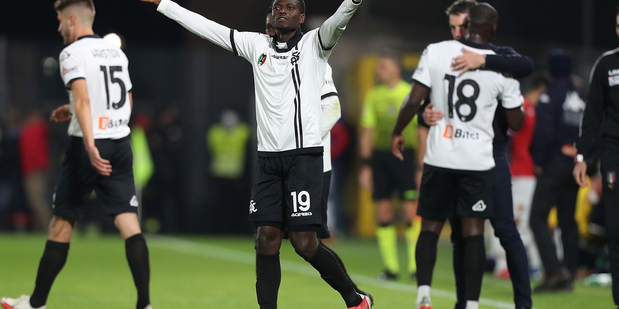 Spezia, terapie per Colley. Differenziato per Sala