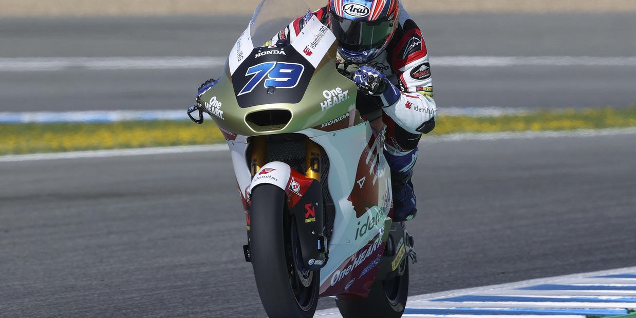 Moto2: Ogura vince a Jerez, terzo Arbolino