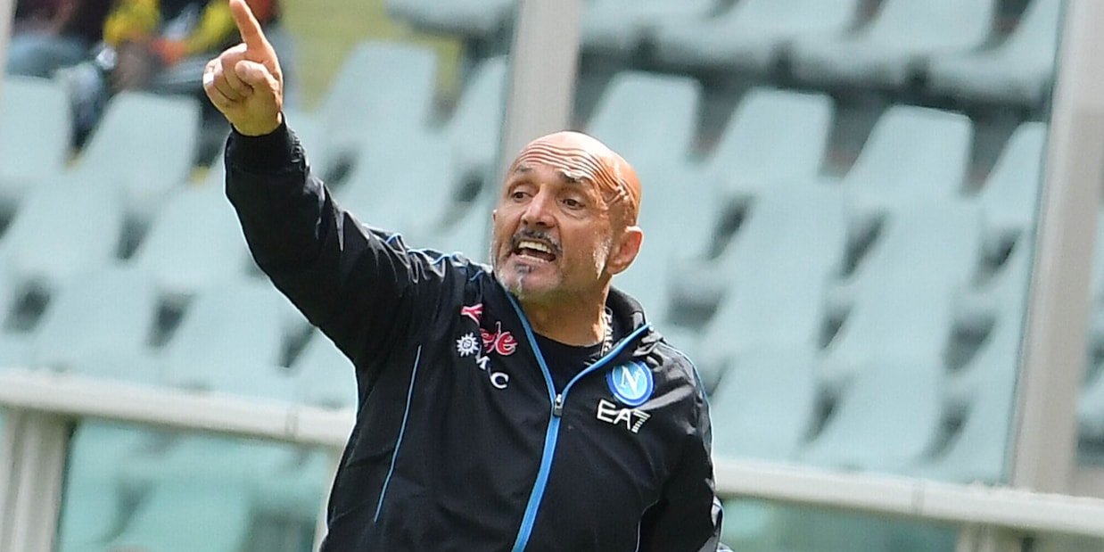 Napoli, Spalletti felice per l'arrivo di Kvaratskhelia: "Forte e geniale nelle scelte"