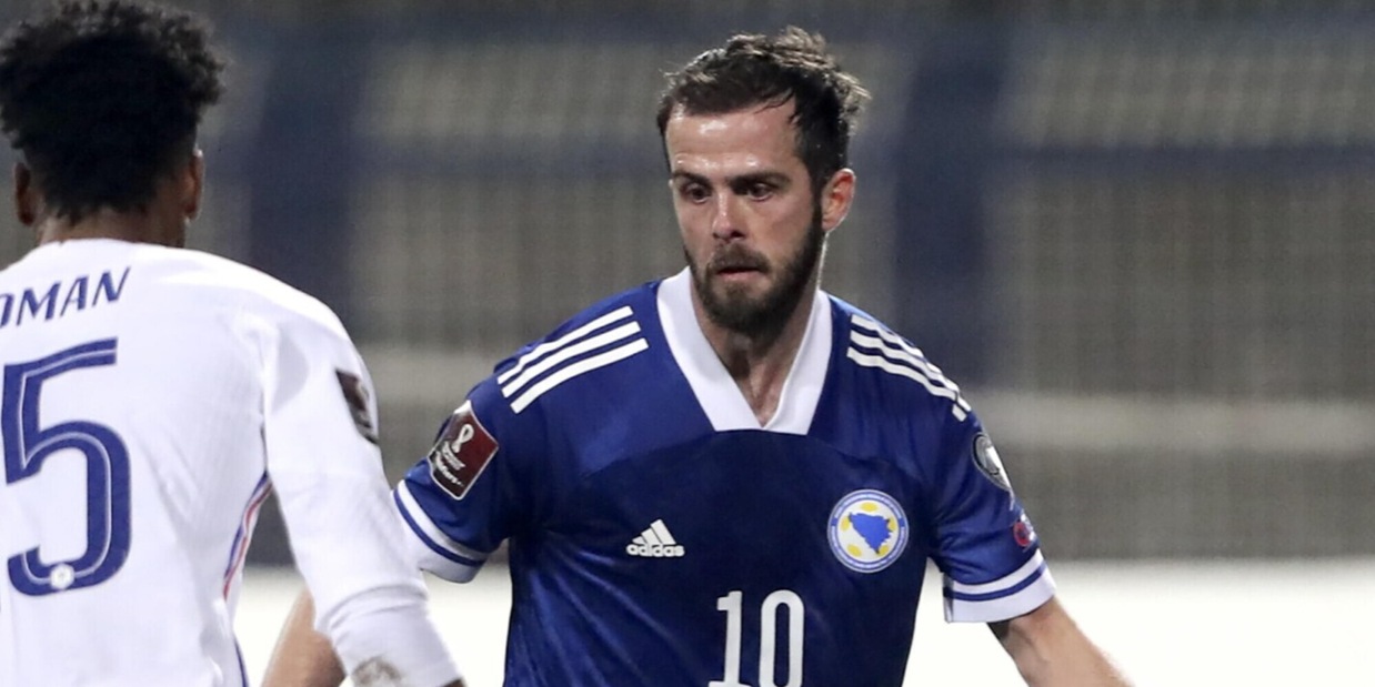 "Pjanic in ritiro con il Barcellona ma interessa a Inter, Napoli e Marsiglia"