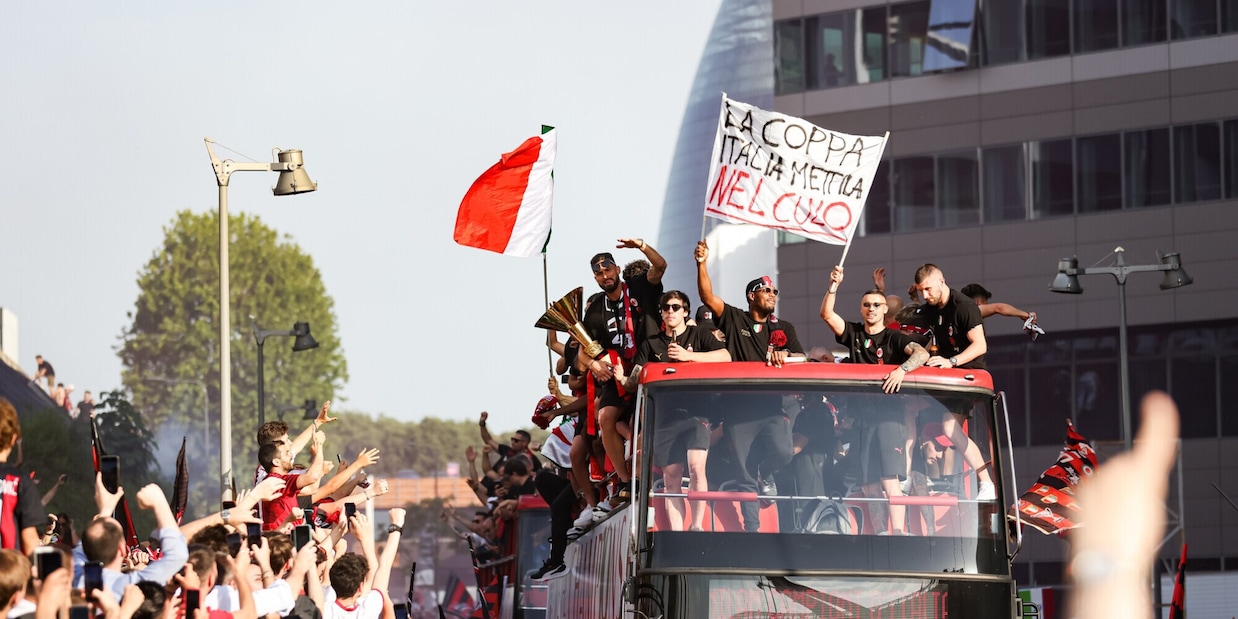 Festa scudetto del Milan: quattro giocatori rossoneri multati