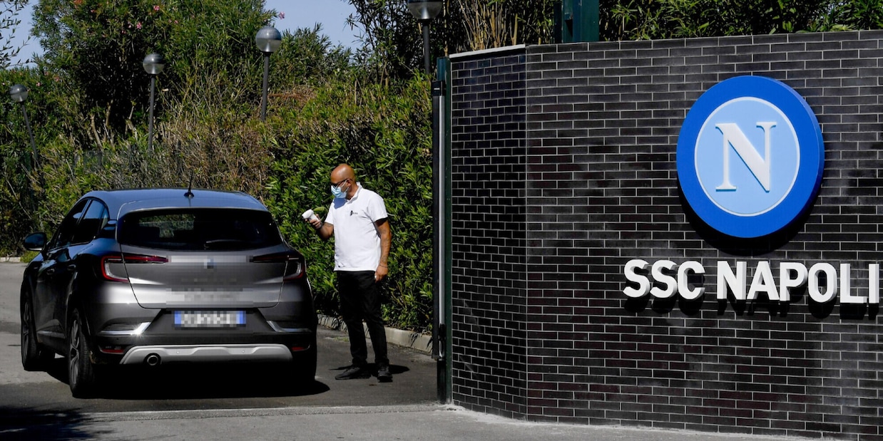 Napoli subito in campo: partitella con la Primavera