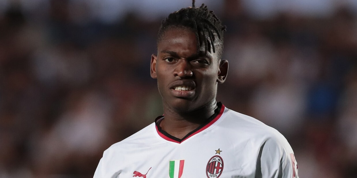 "Il Chelsea vuole Leao, contatti in corso con il Milan"