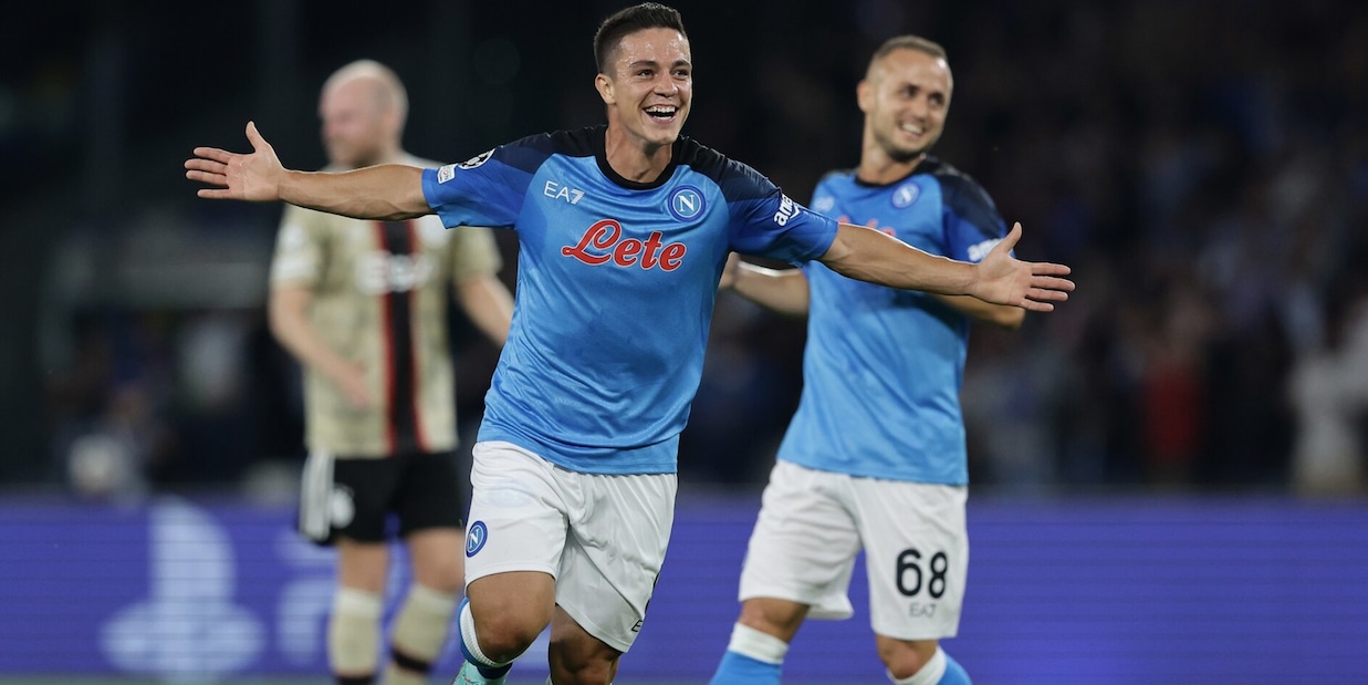 Napoli-Ajax, pillole di pagelle: tridente super, arbitro bocciato