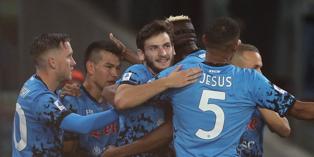 Pagelle Napoli-Bologna: genio Kvaratskhelia, Meret si addormenta