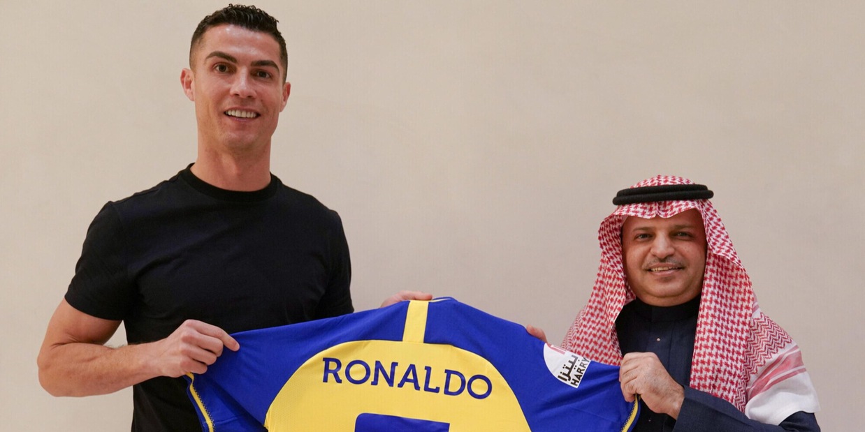 Al Nassr, ecco Ronaldo: "Non vedo l'ora, qui per vincere titoli"