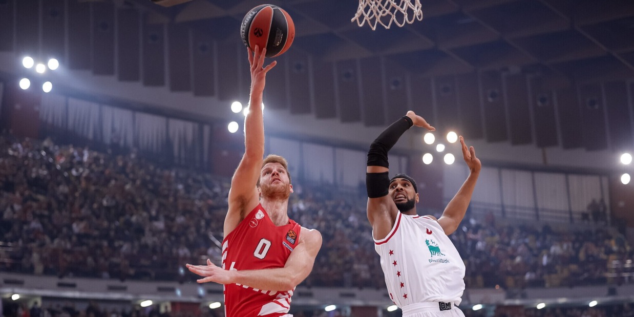 Eurolega, Olimpia Milano travolta dall'Olympiacos 82-66