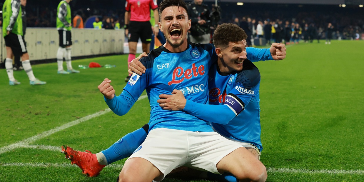 Napoli-Juve, che festa con i tifosi! Al Maradona uno spettacolo così non si era mai visto