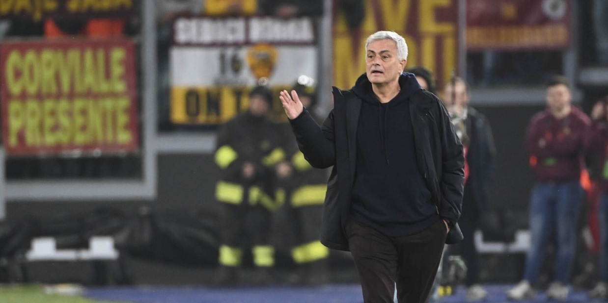 Roma, Mourinho in diretta: "Dybala super. Il ritorno? Non dobbiamo pensare alla Lazio..."