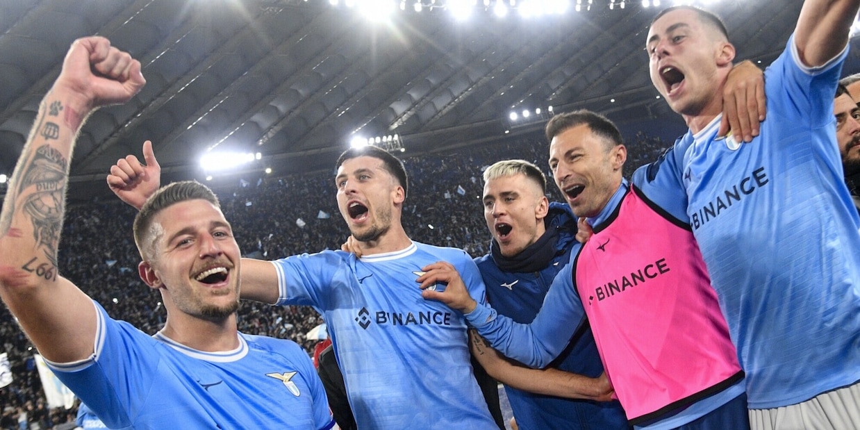 Lazio, festa post derby sui social: “Padroni di Roma!”