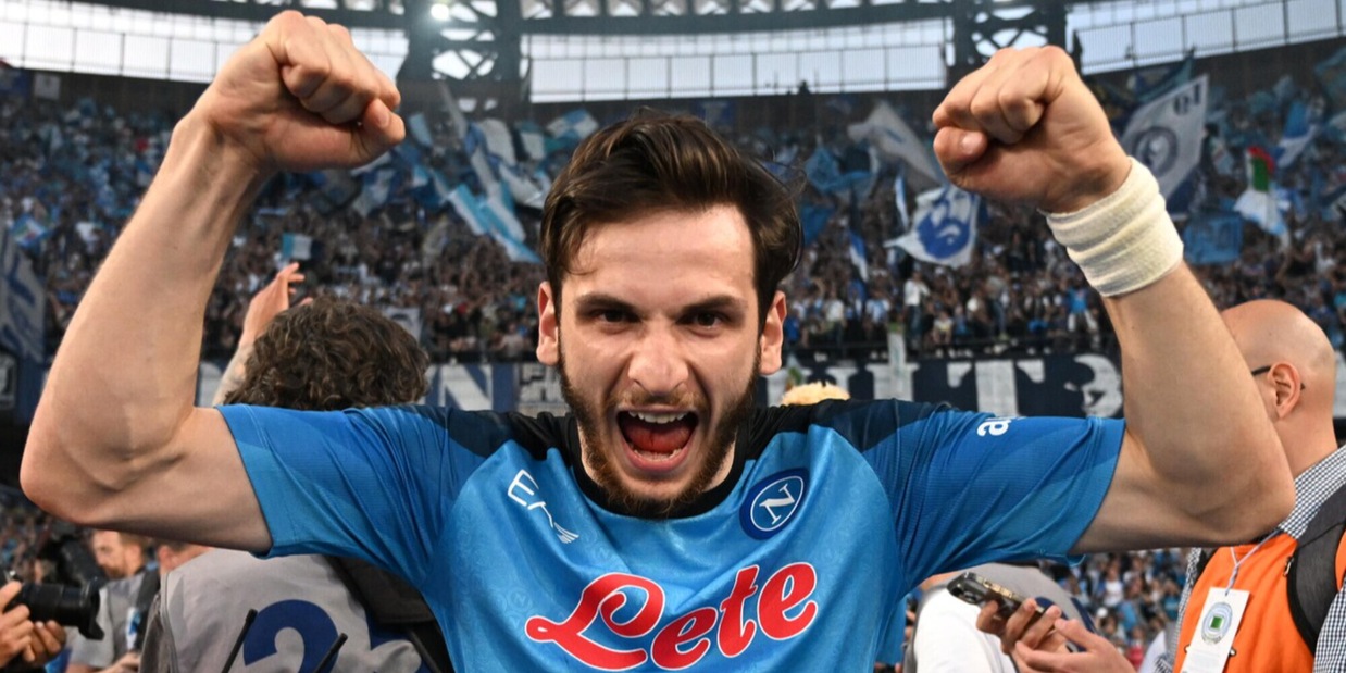 Diamo a Kvara la numero 10