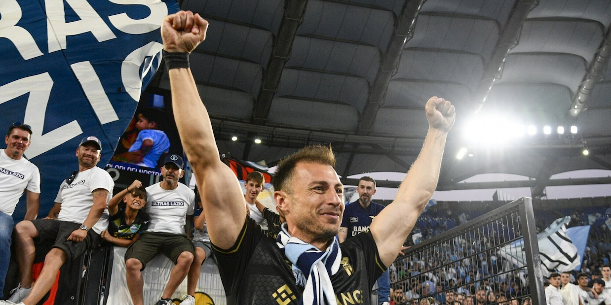 Lazio, il saluto di Radu ai tifosi: "Vorrei abbracciarvi tutti"