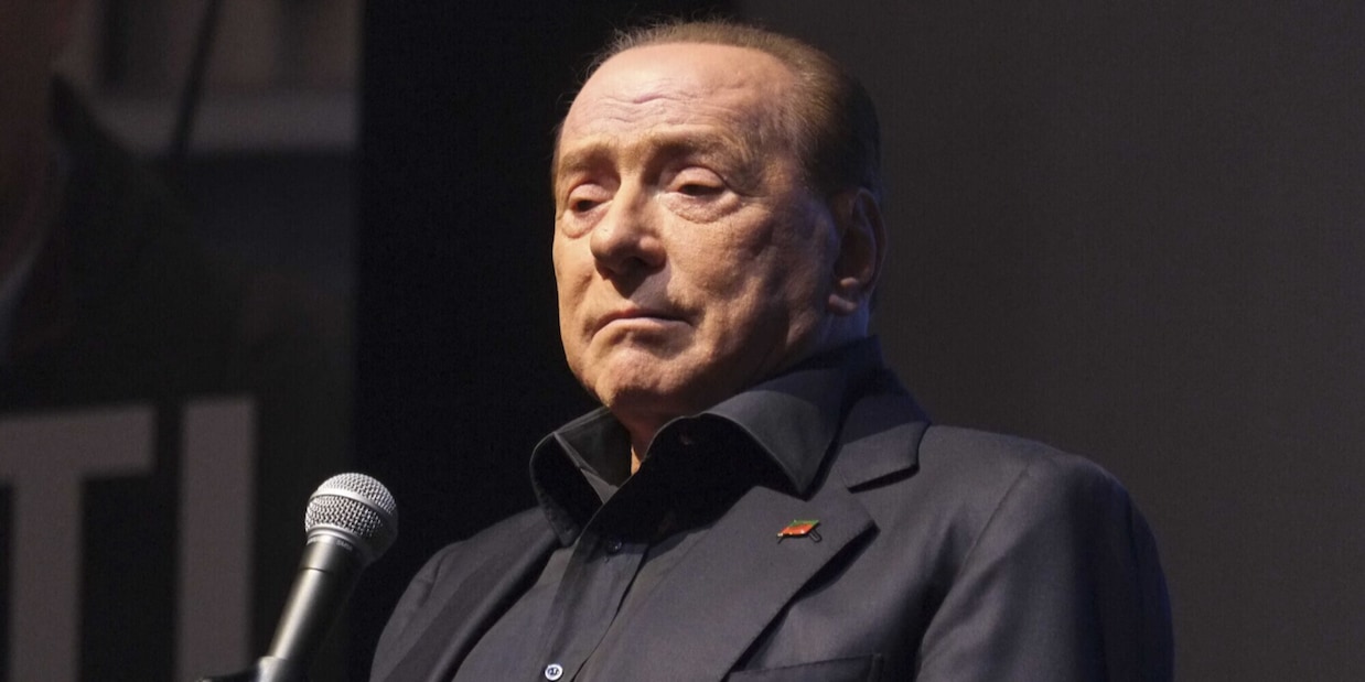 Di cosa è morto Berlusconi: cause e sintomi della mielomonocitica cronica
