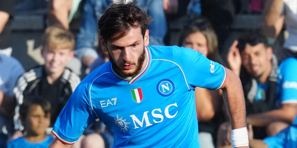 Napoli, De Laurentiis chiama per il rinnovo: Kvaratskhelia raddoppia