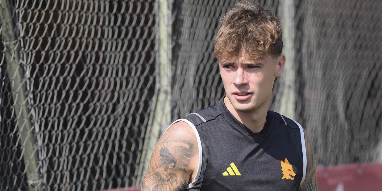 Amicizie imbarazzanti e il calo di rendimento: la vita in saliscendi di Zalewski