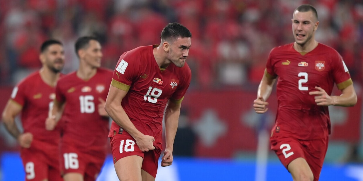 La Serbia vola agli Europei, gioia per Vlahovic e Kostic